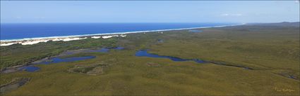 Lake Jabiru - Moreton Island - QLD (PBH4 00 19138) 